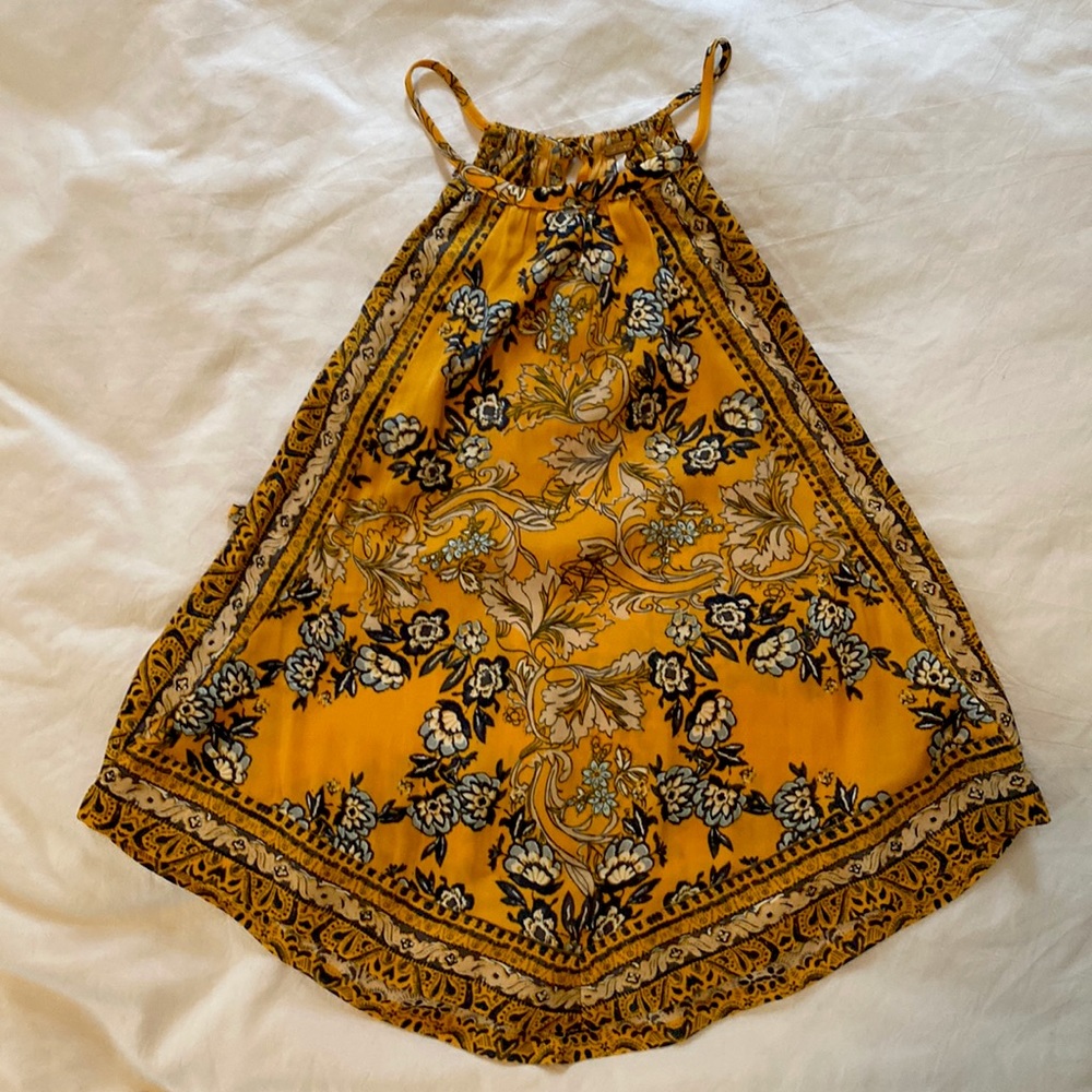 Free People side tie mustard tank!